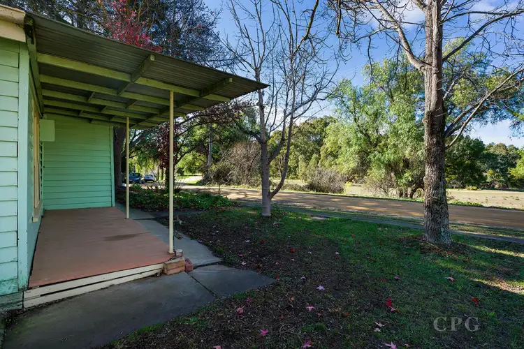 Second view of Homely house listing, 5 Manchester Street, Chewton VIC 3451