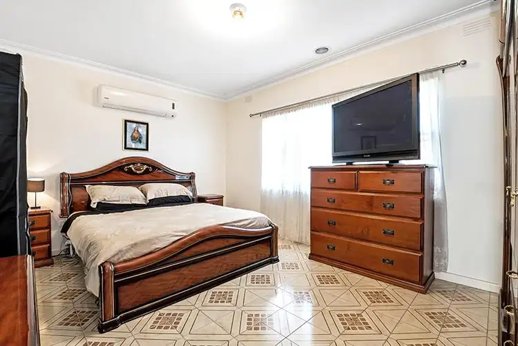 Fourth view of Homely house listing, 35 Alexander Avenue, Thomastown VIC 3074