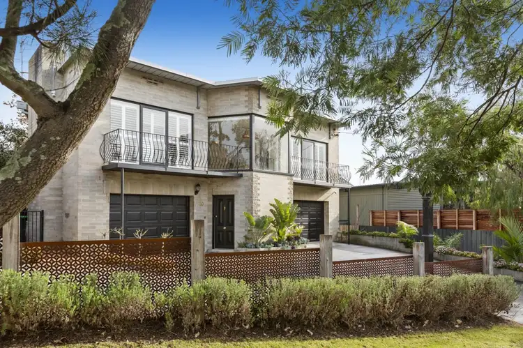 30 Canadian Bay Road, Mount Eliza VIC 3930