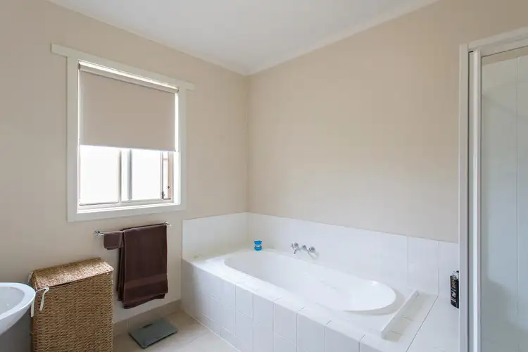 Fifth view of Homely townhouse listing, 2/14 Park Street, Wendouree VIC 3355