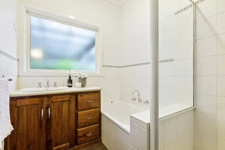 Sixth view of Homely house listing, 40 Carinya Road, Vermont VIC 3133