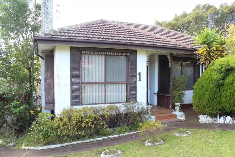 **UNDER CONTRACT**1 Catterick Street, Morwell VIC 3840