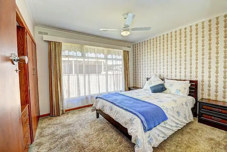 Fifth view of Homely house listing, 2 Stamford Street, Wendouree VIC 3355