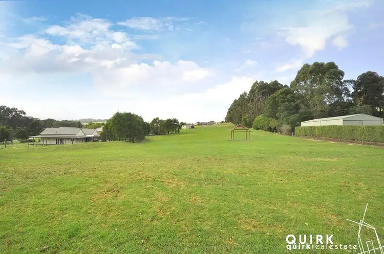 158 Hopetoun Road, Drouin VIC 3818