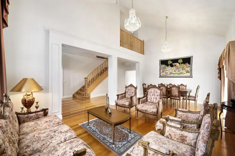Fifth view of Homely house listing, 10 Almeria Court, Mount Eliza VIC 3930