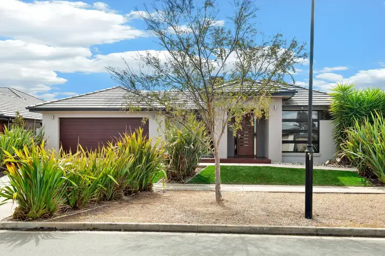 11 Chase Boulevard, Alfredton VIC 3350