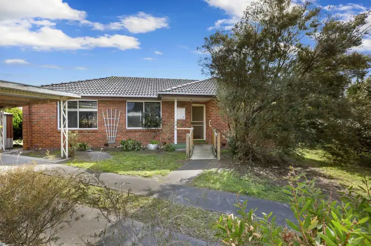 2 Nodding Avenue, Frankston North VIC 3200
