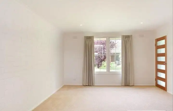 Second view of Homely unit listing, 2/121-123 Mount Eliza Way, Mount Eliza VIC 3930