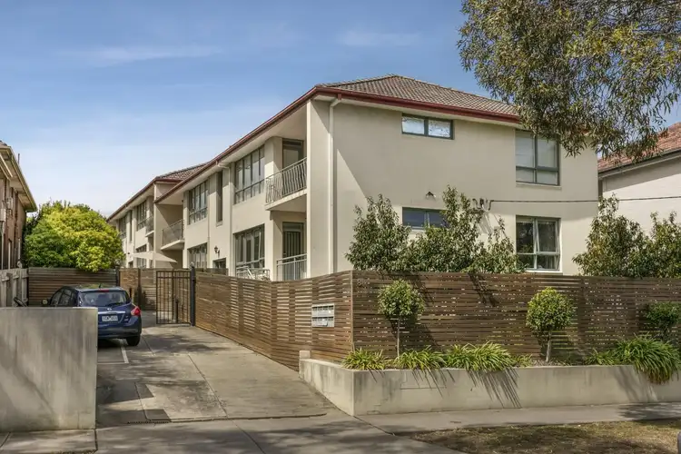 1/8 Osborne Avenue, Glen Iris VIC 3146