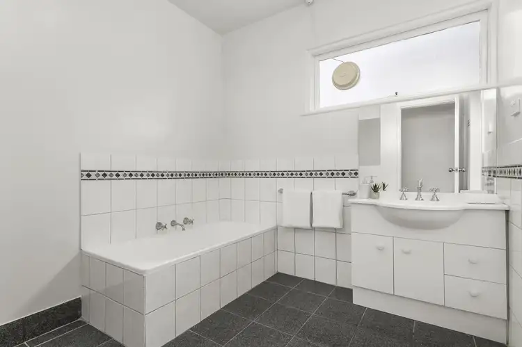 Fifth view of Homely apartment listing, 1/8 Osborne Avenue, Glen Iris VIC 3146