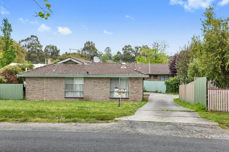 Main view of Homely unit listing, 1/106 Larter Street, Golden Point VIC 3350