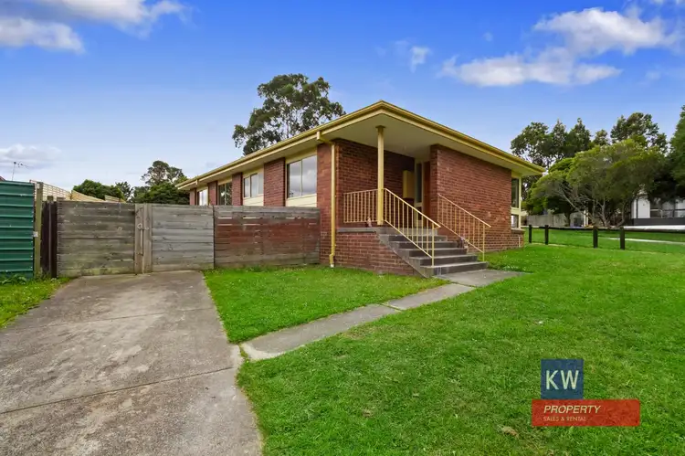 8 Bunyarra Court, Churchill VIC 3842