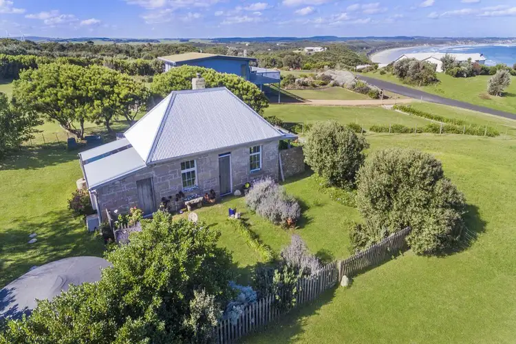 1716 BRIDGEWATER Road, Cape Bridgewater VIC 3305