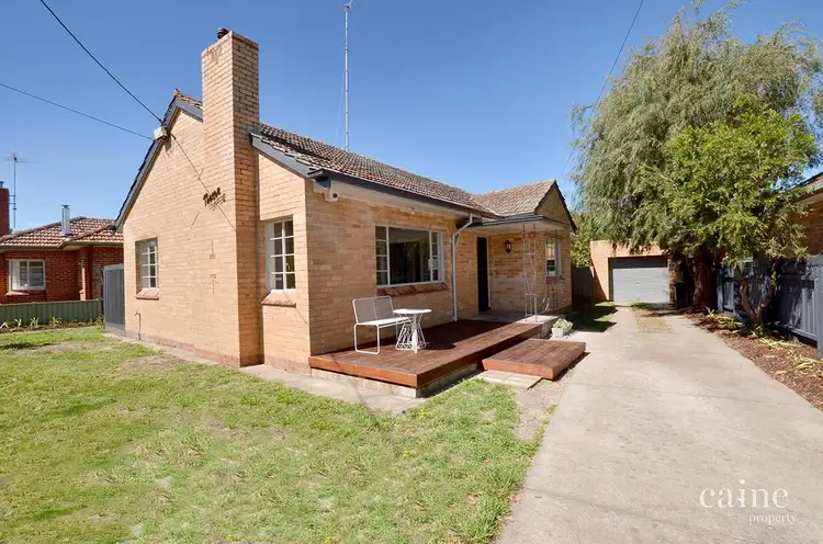 9 Muir Crescent, Newington VIC 3350