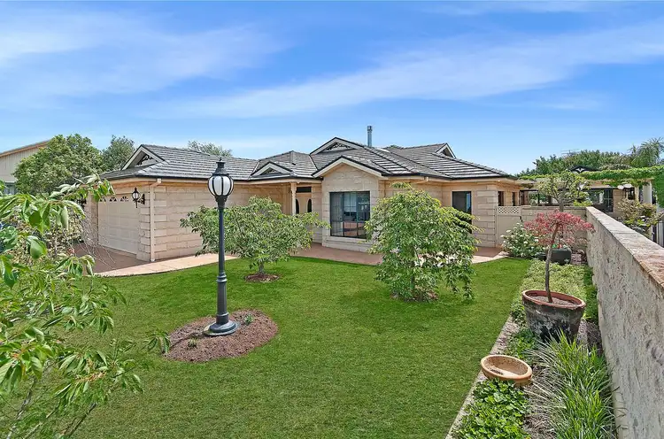 21 Macpherson Street, Hamilton VIC 3300