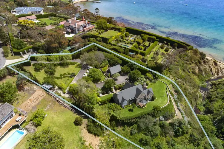 10 Marathon Drive, Mount Eliza VIC 3930