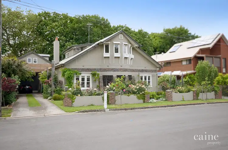 10 Tennis Street, Lake Wendouree VIC 3350