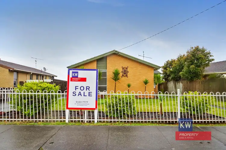 19 Blackwood Crescent, Churchill VIC 3842