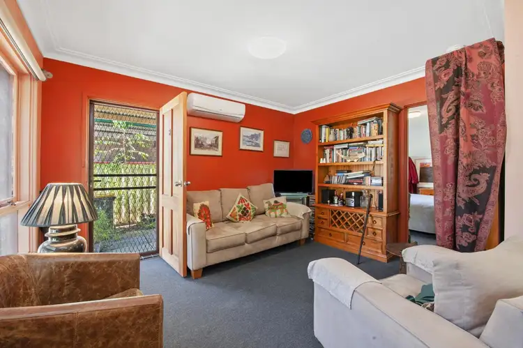 Second view of Homely unit listing, 3/2 Nightingale Street, Newington VIC 3350