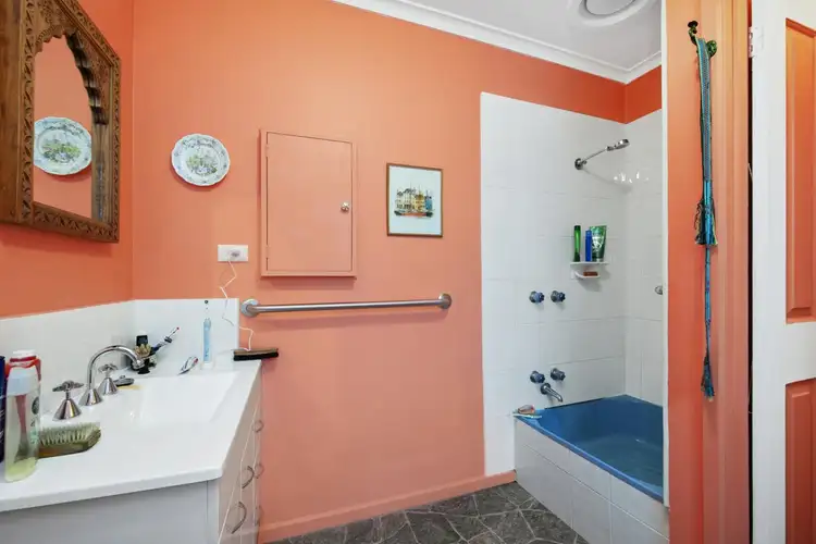Fifth view of Homely unit listing, 3/2 Nightingale Street, Newington VIC 3350
