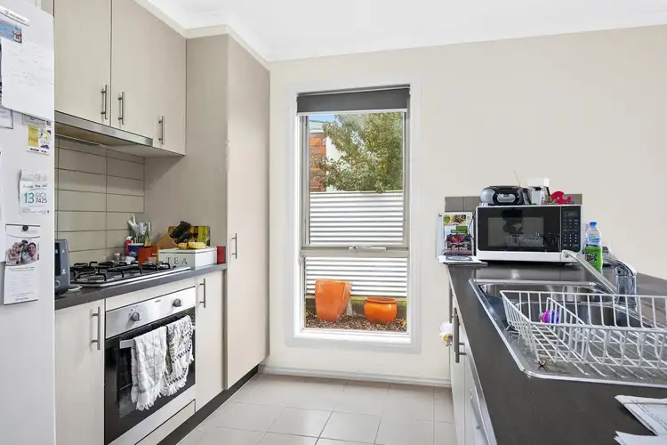 Fourth view of Homely townhouse listing, 2/47 Pauls Crescent, Wendouree VIC 3355