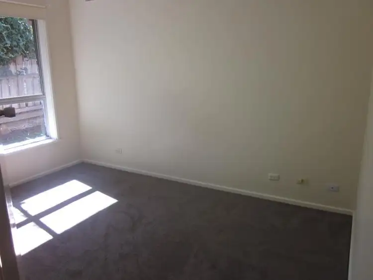Fifth view of Homely unit listing, 60 Queen Street, Maffra VIC 3860