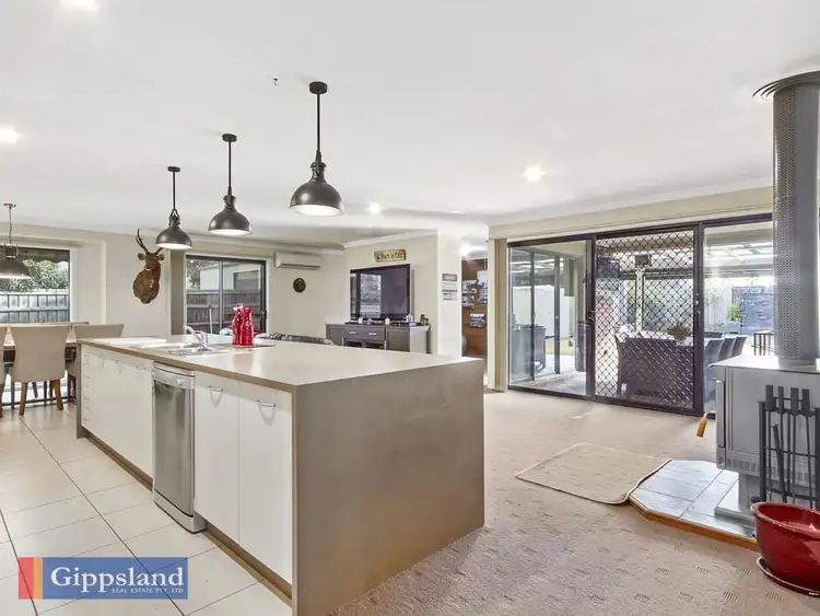 Fifth view of Homely house listing, 15 Burrnett Court, Heyfield VIC 3858