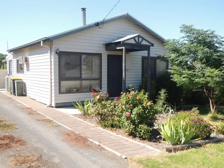 6 Stagg Street, Heyfield VIC 3858