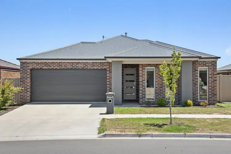 16 Seaford Street, Alfredton VIC 3350