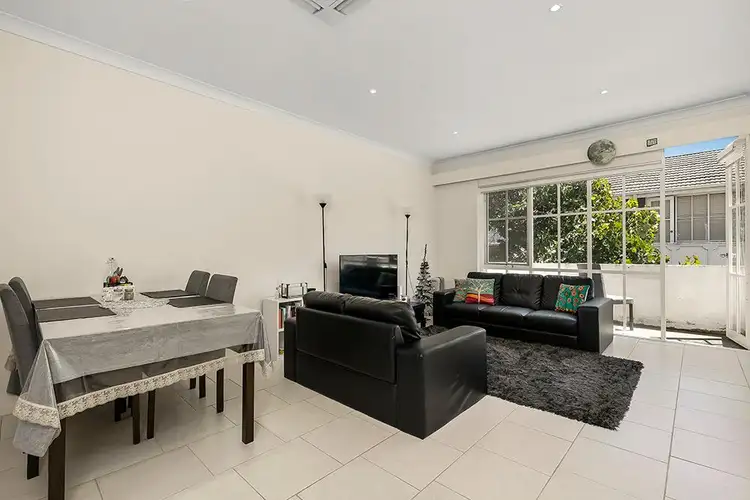 Second view of Homely apartment listing, 18/114-116 Riversdale Road, Hawthorn VIC 3122