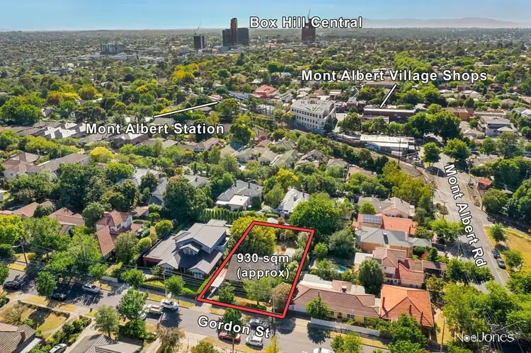 2 Gordon Street, Mont Albert VIC 3127