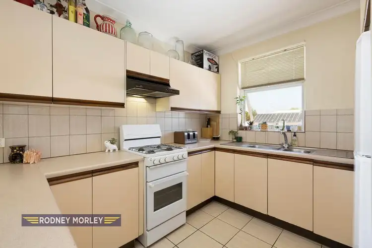 Fifth view of Homely apartment listing, 6/102 Brighton Road, Ripponlea VIC 3185
