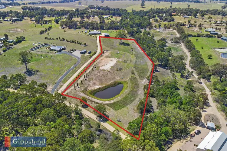 24 Scotts Lane, Maffra VIC 3860