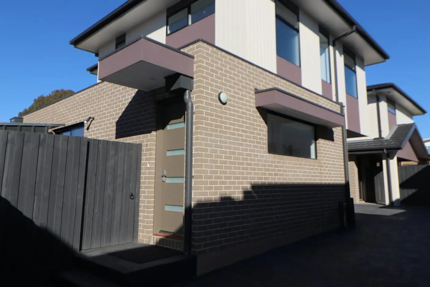Main view of Homely townhouse listing, 2/27-29 Loddon Avenue, Reservoir VIC 3073