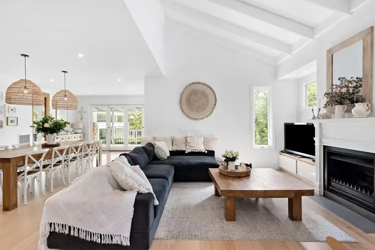 110 Wimbledon Avenue, Mount Eliza VIC 3930