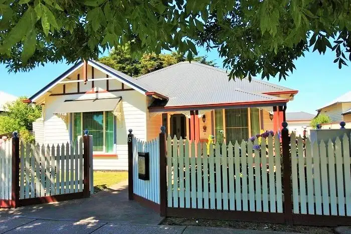 1/6 Fisken Street, Ballan VIC 3342