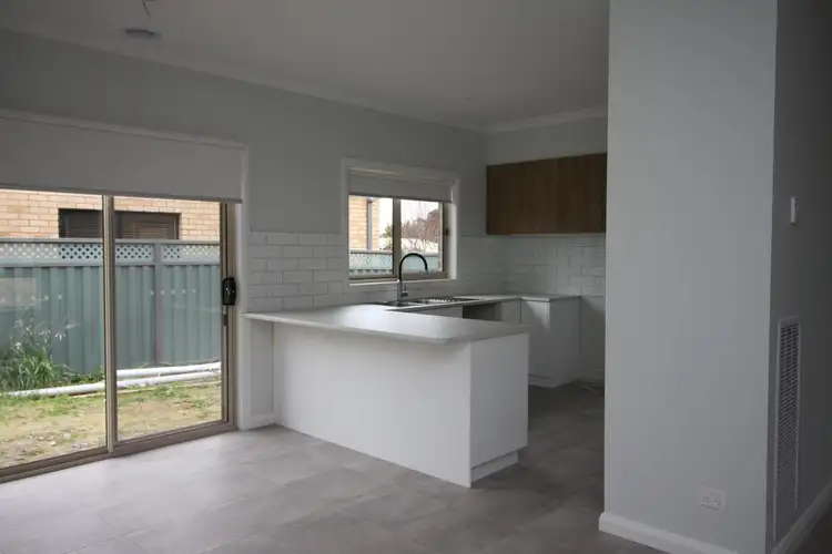 Main view of Homely unit listing, 2/24 Walsh Street, Ballan VIC 3342