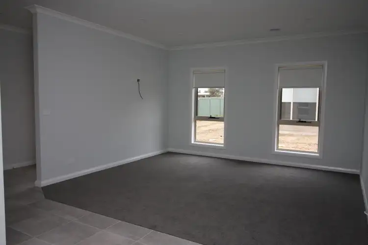 Fifth view of Homely unit listing, 2/24 Walsh Street, Ballan VIC 3342