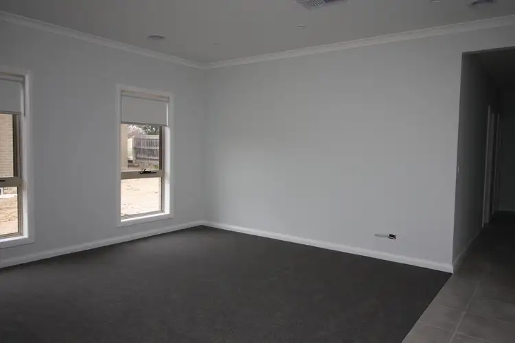 Sixth view of Homely unit listing, 2/24 Walsh Street, Ballan VIC 3342