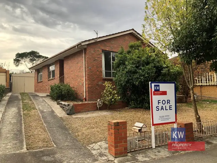 25 White Parade, Churchill VIC 3842