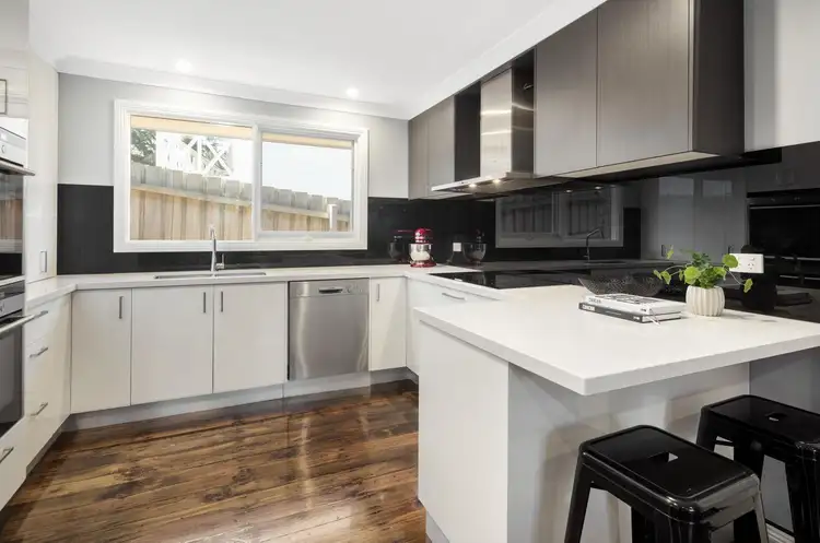 Fifth view of Homely house listing, 10 Bonnyview Road, Mount Eliza VIC 3930