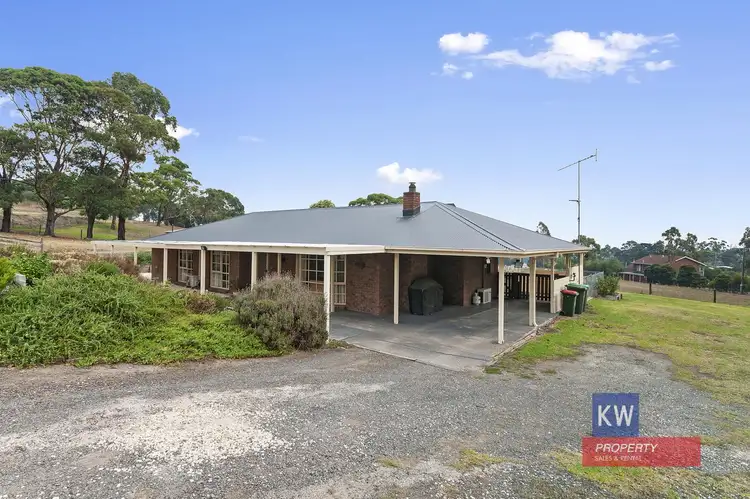 225 Warren Terrace, Hazelwood North VIC 3840