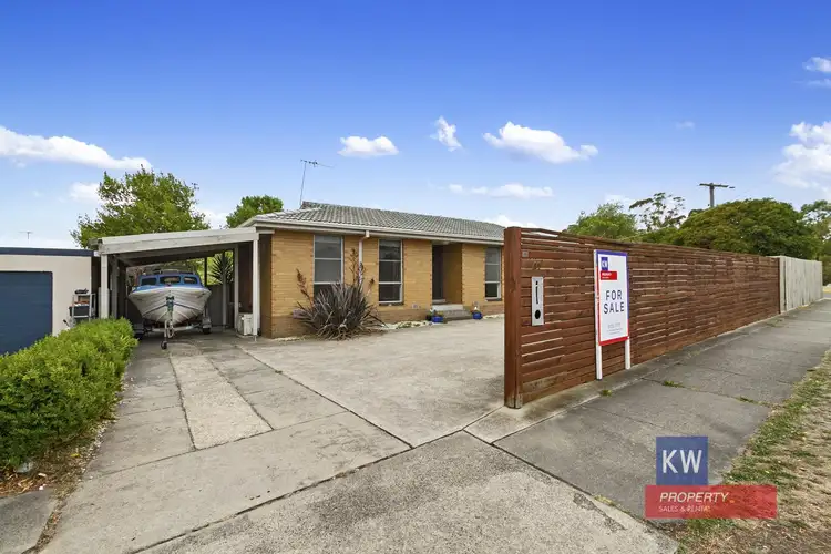 41 Wattle Crescent South, Churchill VIC 3842