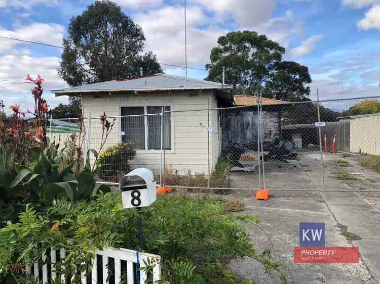8 Joseph Court, Morwell VIC 3840