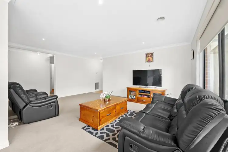 Second view of Homely house listing, 16 Oberon Street, Alfredton VIC 3350