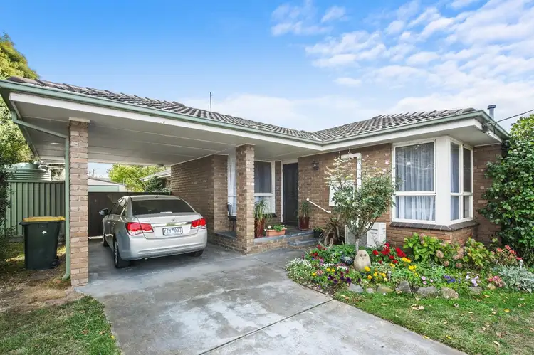 7 Lyndon Court, Alfredton VIC 3350