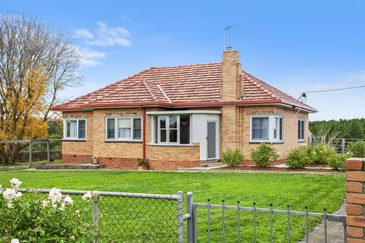 44 Vickers Street East, Sebastopol VIC 3356