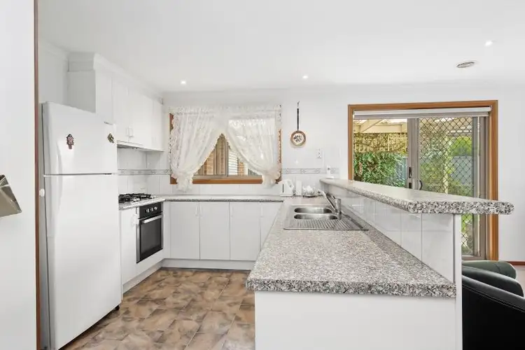 Fifth view of Homely house listing, 3 Chelsea Place, Alfredton VIC 3350