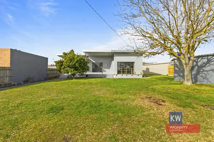 15 Brendan Street, Moe VIC 3825