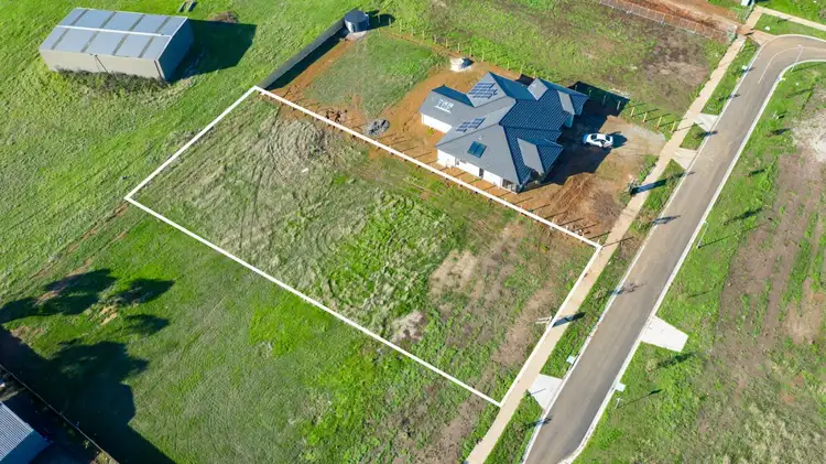 28 Lindenderry Circuit, Mornington VIC 3931